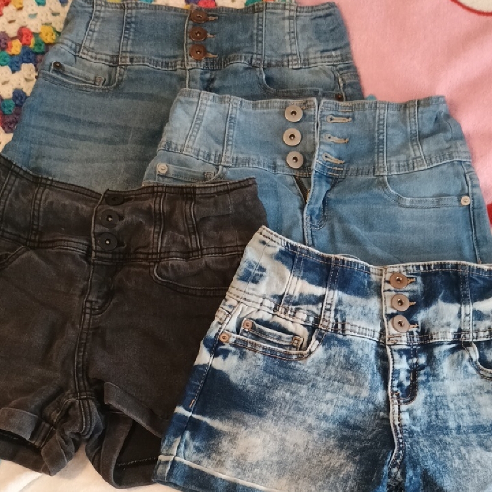 Stylish Denim Shorts Set